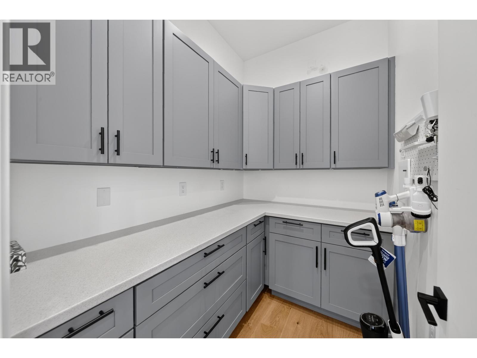 5197 Hollywood Drive, Richmond, British Columbia  V7E 4V3 - Photo 10 - R3141529