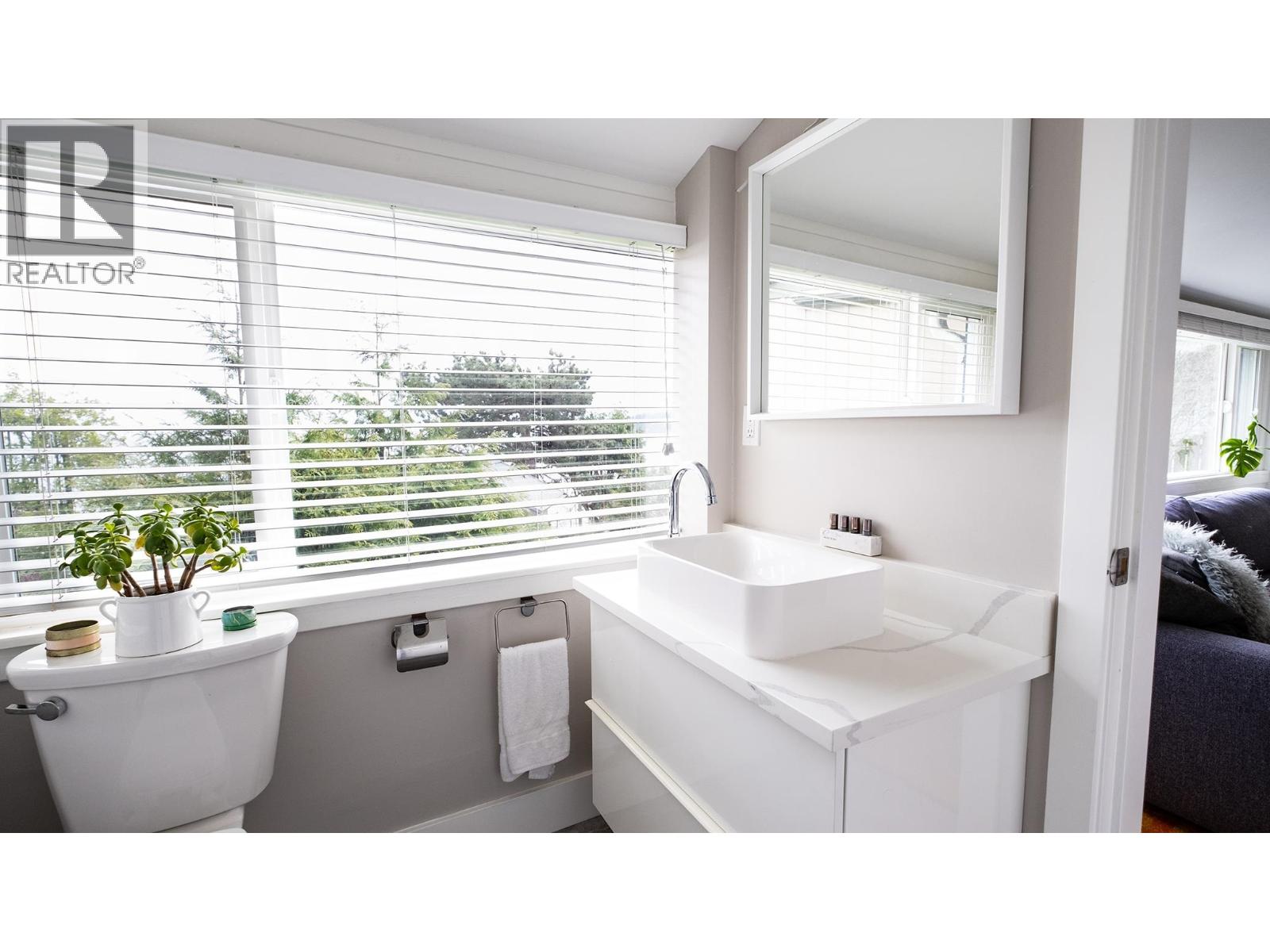 6221 Sunshine Coast Highway, Sechelt, British Columbia  V7Z 0M1 - Photo 18 - R3158011