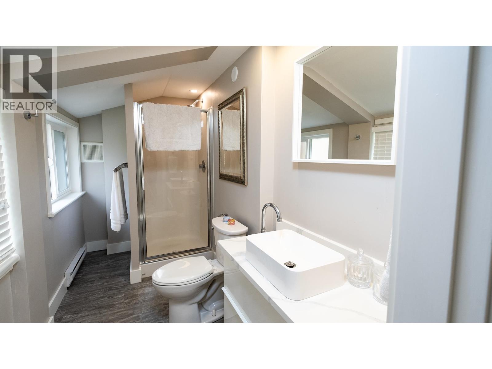6221 Sunshine Coast Highway, Sechelt, British Columbia  V7Z 0M1 - Photo 19 - R3158011