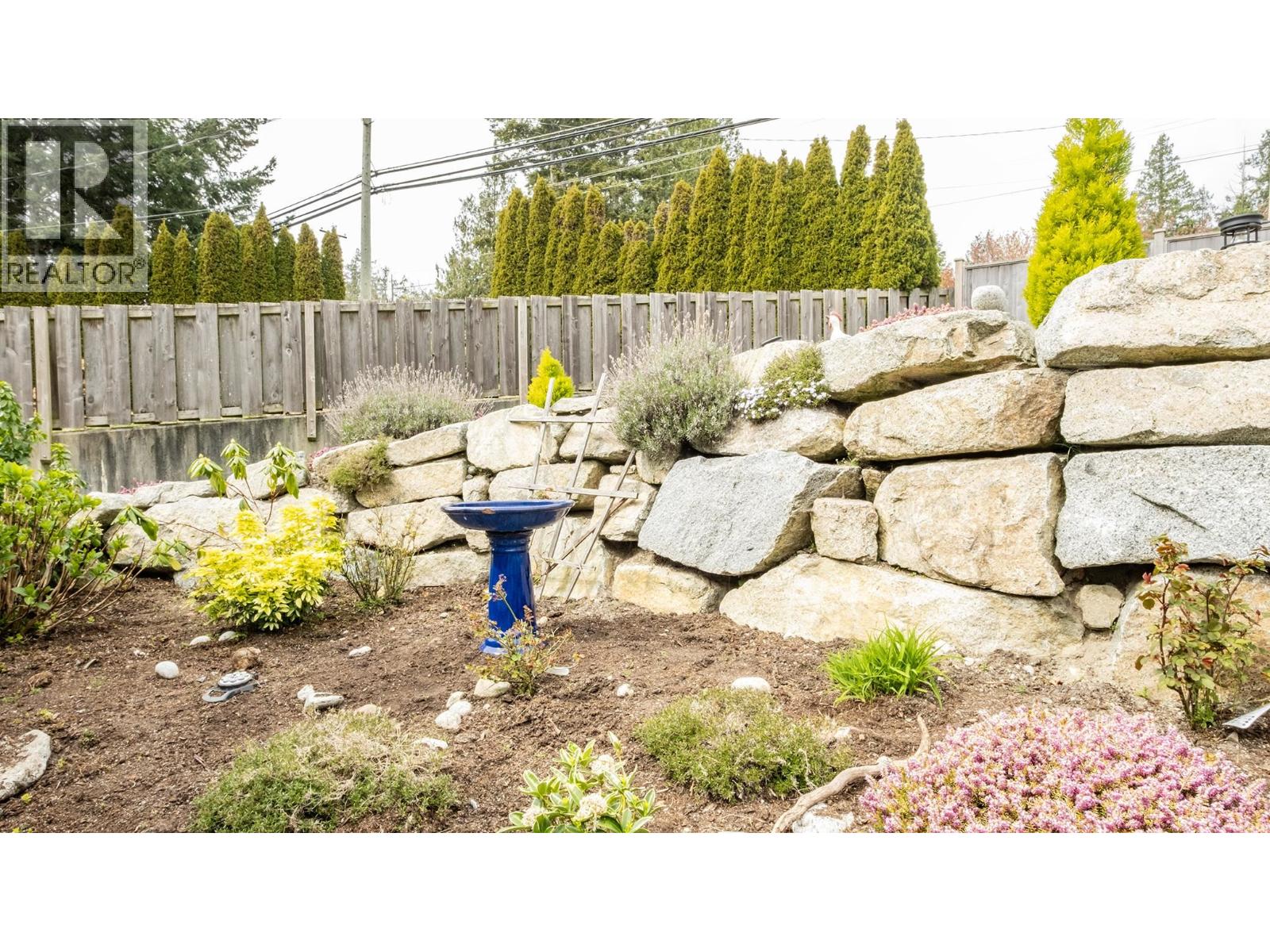 6221 Sunshine Coast Highway, Sechelt, British Columbia  V7Z 0M1 - Photo 24 - R3158011