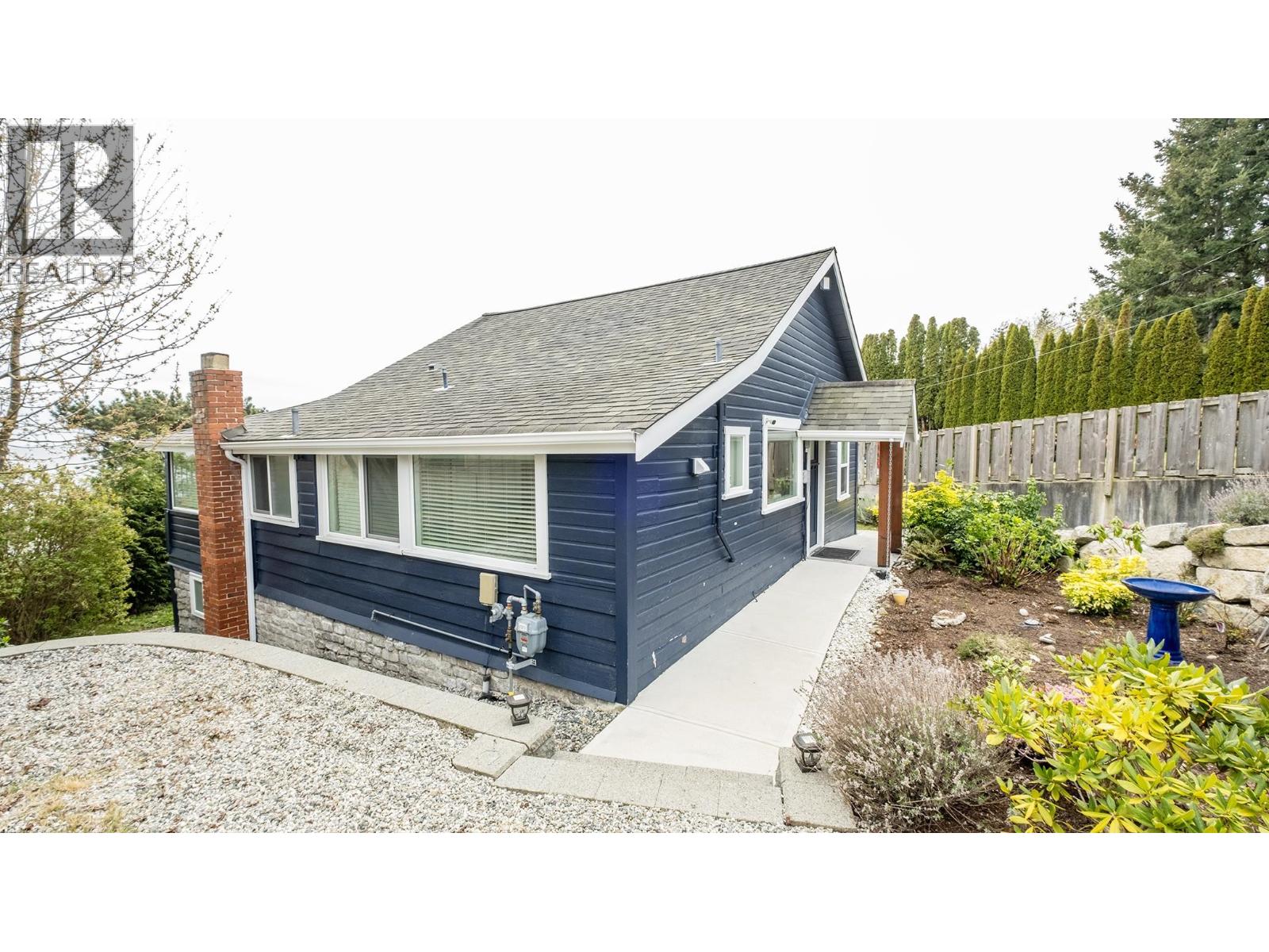 6221 Sunshine Coast Highway, Sechelt, British Columbia  V7Z 0M1 - Photo 35 - R3158011
