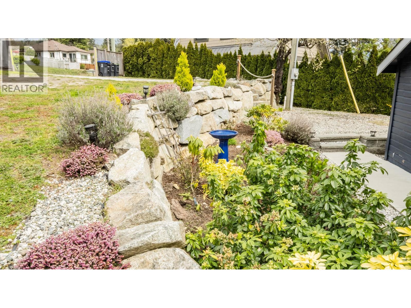 6221 Sunshine Coast Highway, Sechelt, British Columbia  V7Z 0M1 - Photo 36 - R3158011