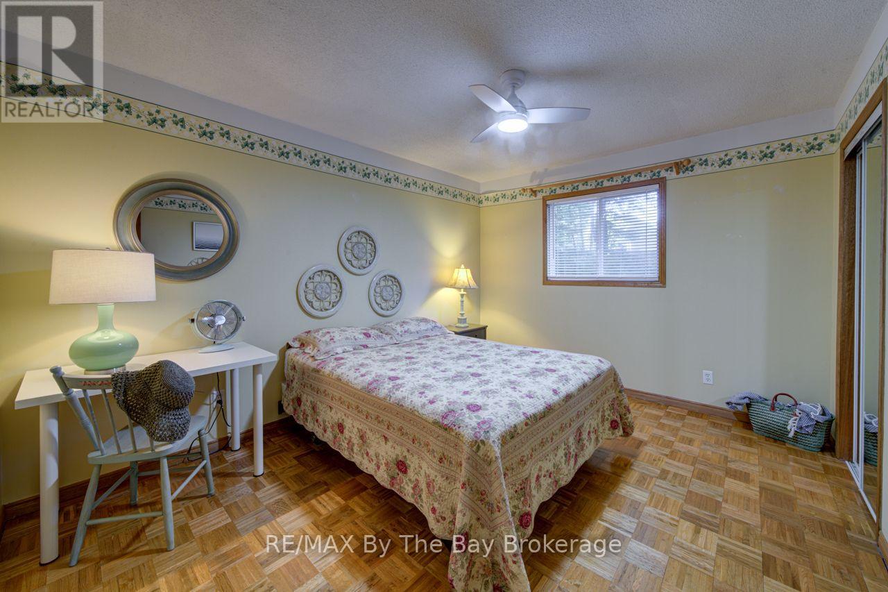 47 Birchwood Trail, Wasaga Beach, Ontario  L9Z 1B1 - Photo 22 - S13703010