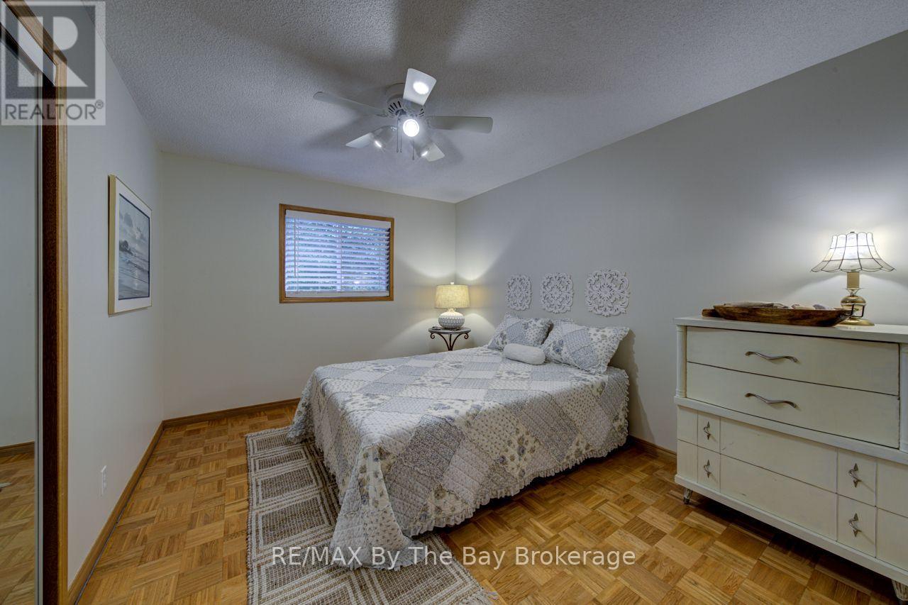 47 Birchwood Trail, Wasaga Beach, Ontario  L9Z 1B1 - Photo 27 - S13703010