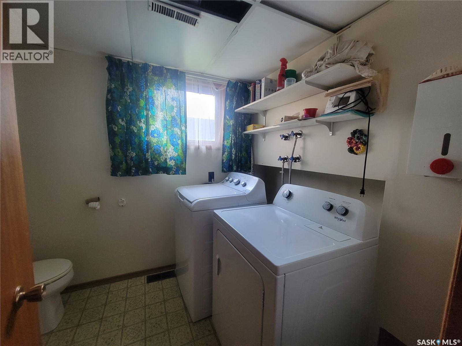 509 3rd Street E, Wilkie, Saskatchewan  S0K 4W0 - Photo 20 - SK046329