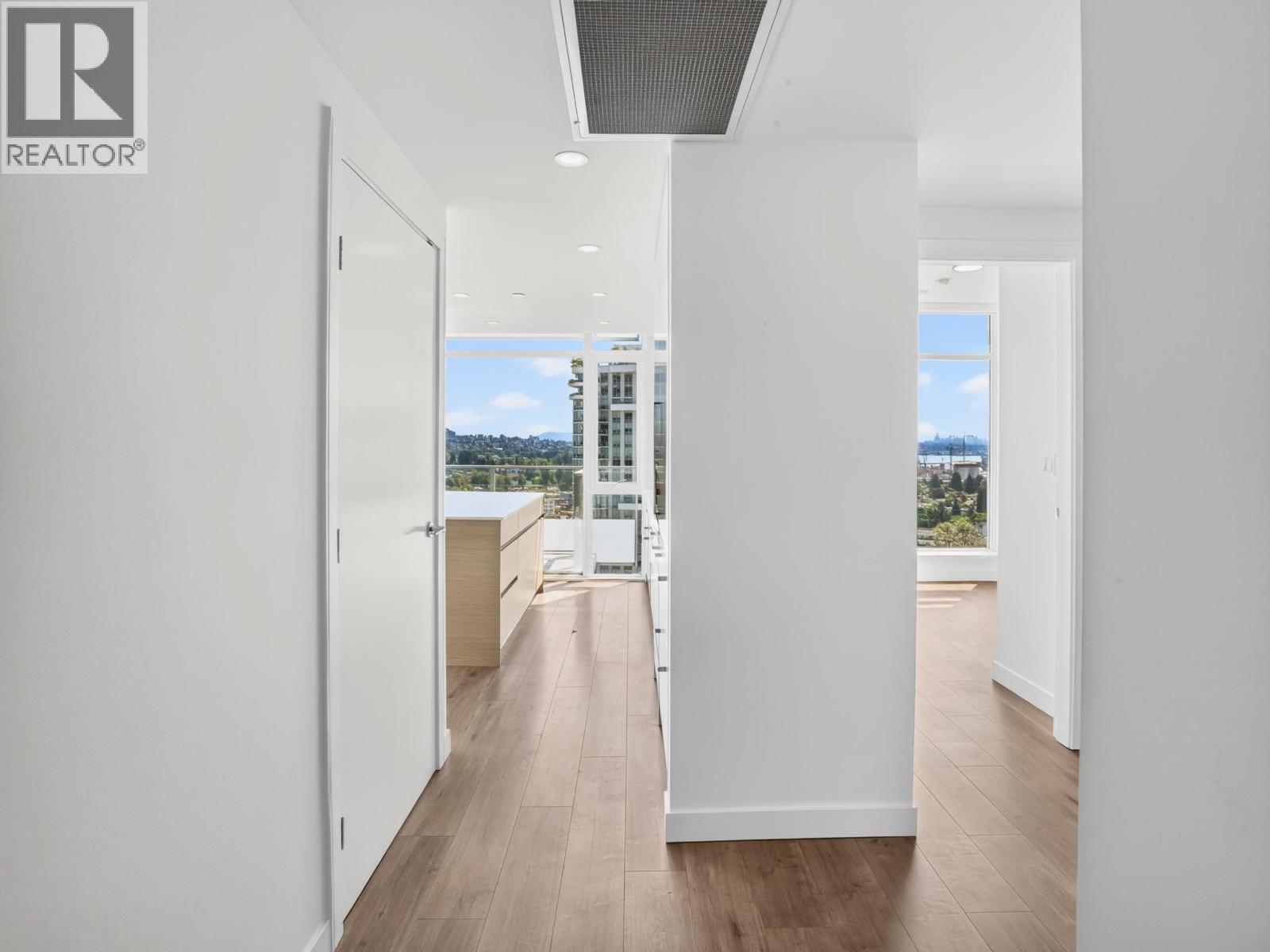 1802 200 Klahanie Court, West Vancouver, British Columbia  V6Z 2P8 - Photo 10 - R3150390