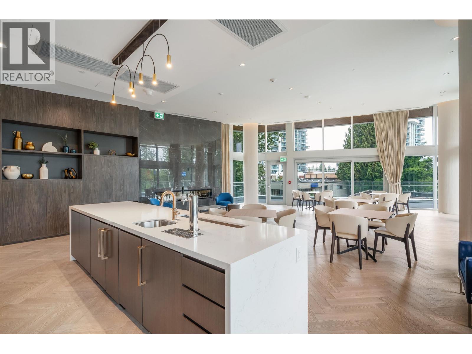 1802 200 Klahanie Court, West Vancouver, British Columbia  V6Z 2P8 - Photo 32 - R3150390