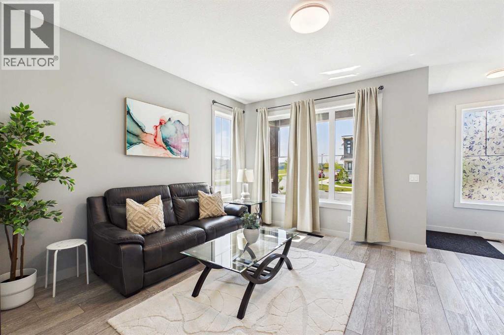 182 Rowley Gate NW, Calgary, Alberta  T3L 0H7 - Photo 7 - A2338450