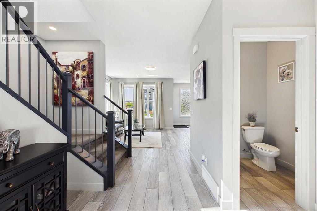 182 Rowley Gate NW, Calgary, Alberta  T3L 0H7 - Photo 10 - A2338450
