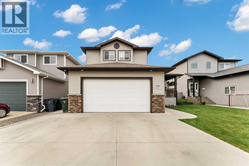 23 Somerset Place SE, Medicine Hat, Alberta
