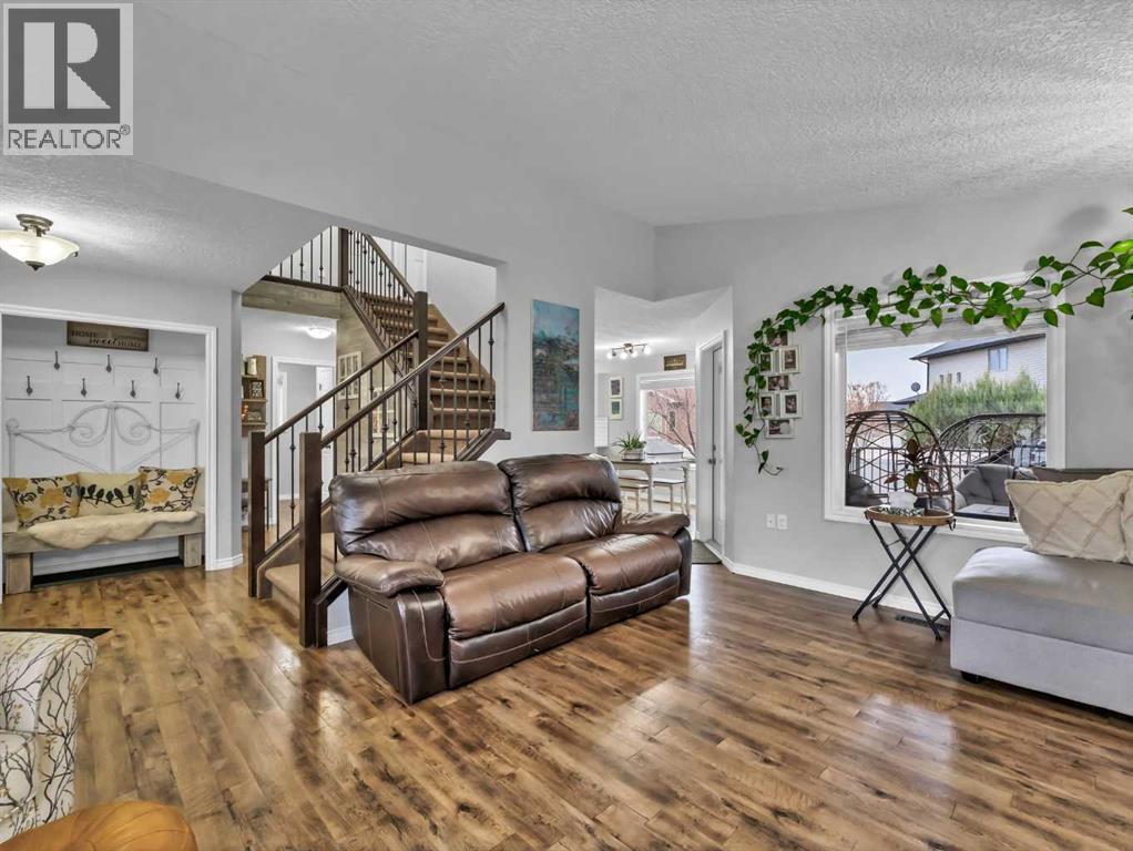 23 Somerset Place SE, Medicine Hat, Alberta  T1B 0G9 - Photo 8 - A2338599
