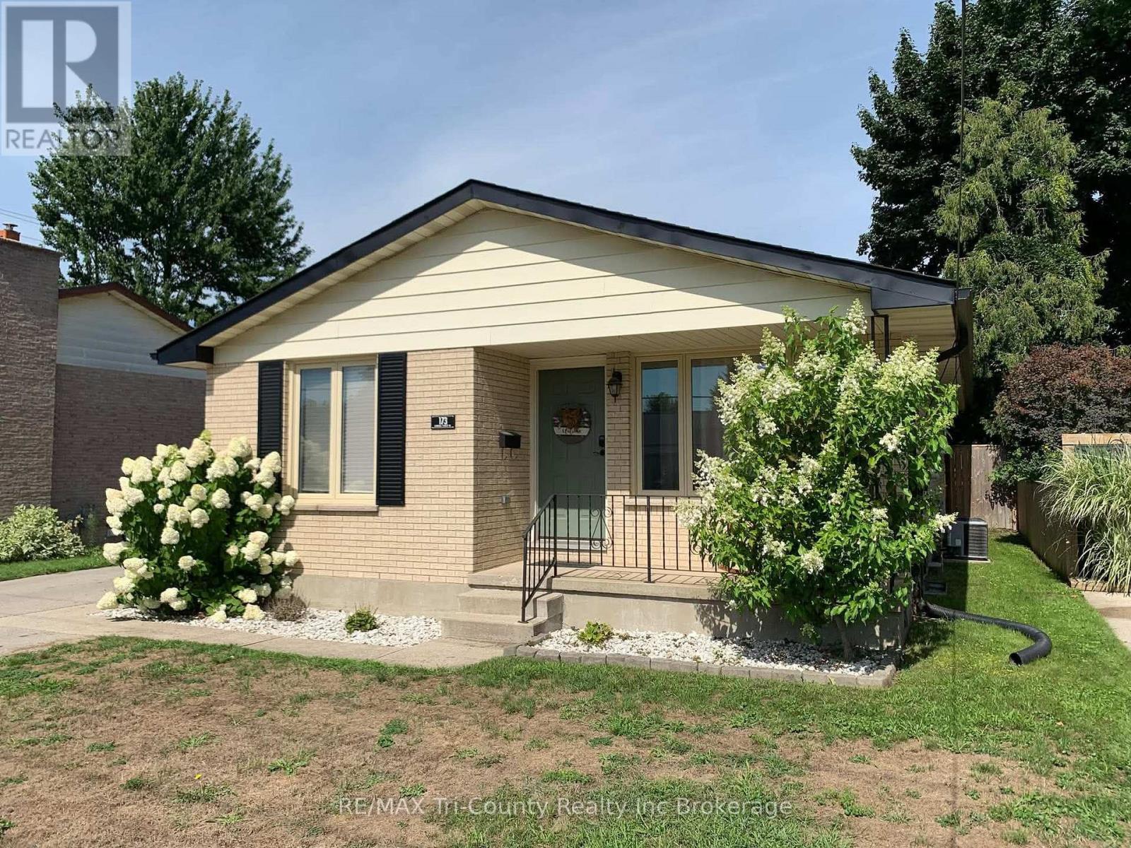 173 CARROLL STREET W, Strathroy-Caradoc, Ontario