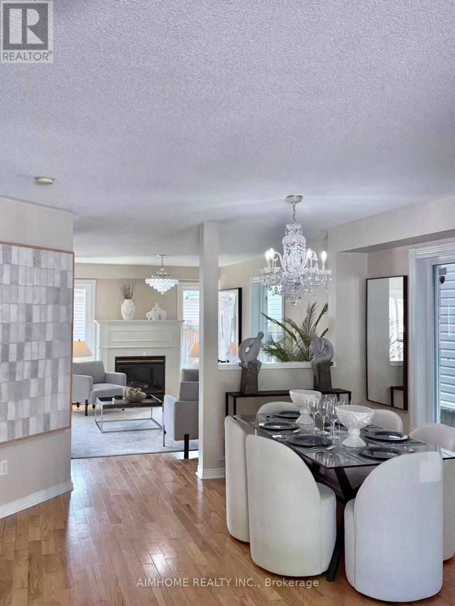 23 Bruce Creek Drive, Markham, Ontario  L6C 2V8 - Photo 4 - N13703028