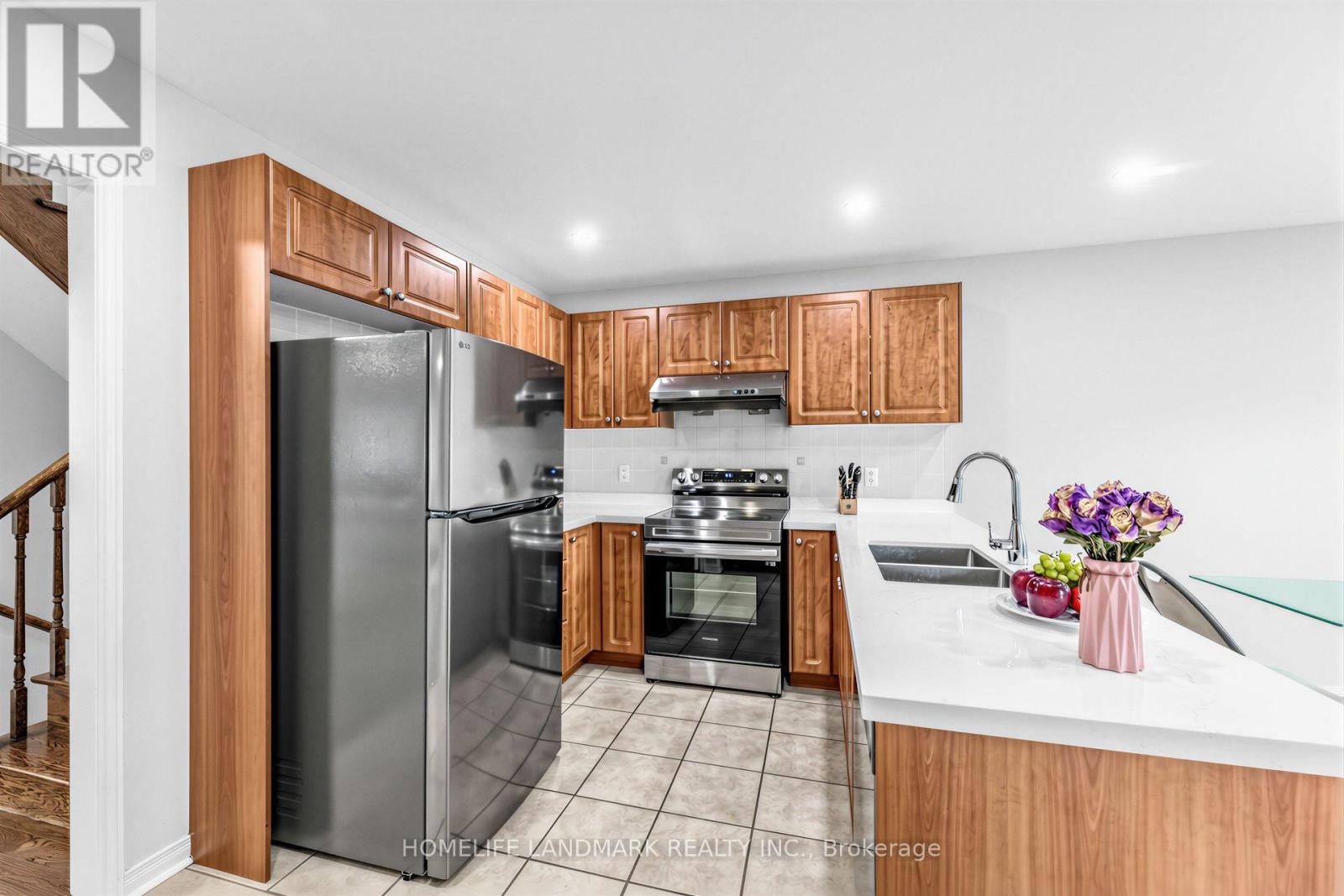 86 Laurier Avenue, Richmond Hill, Ontario  L4E 4P6 - Photo 10 - N13703036