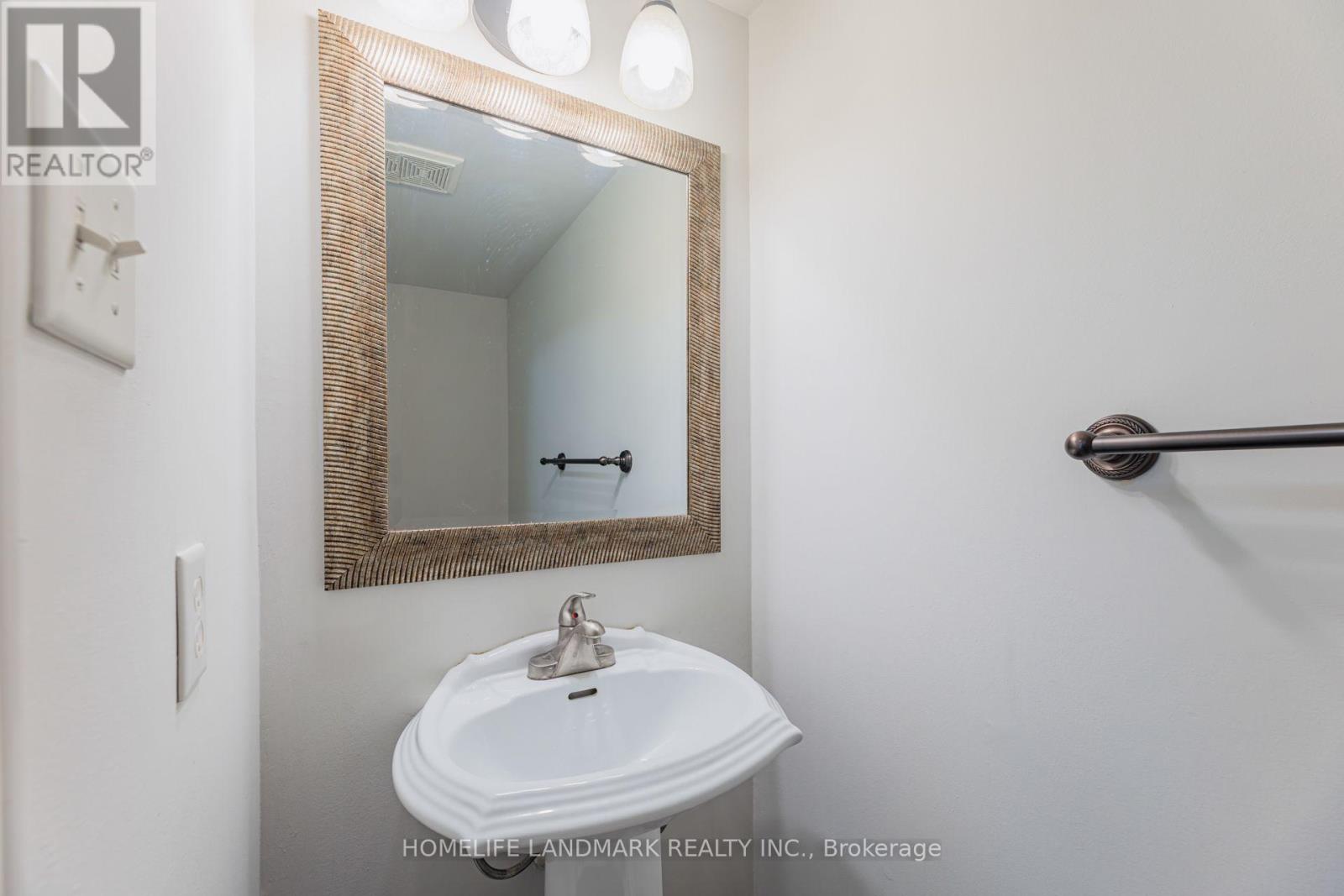 86 Laurier Avenue, Richmond Hill, Ontario  L4E 4P6 - Photo 16 - N13703036