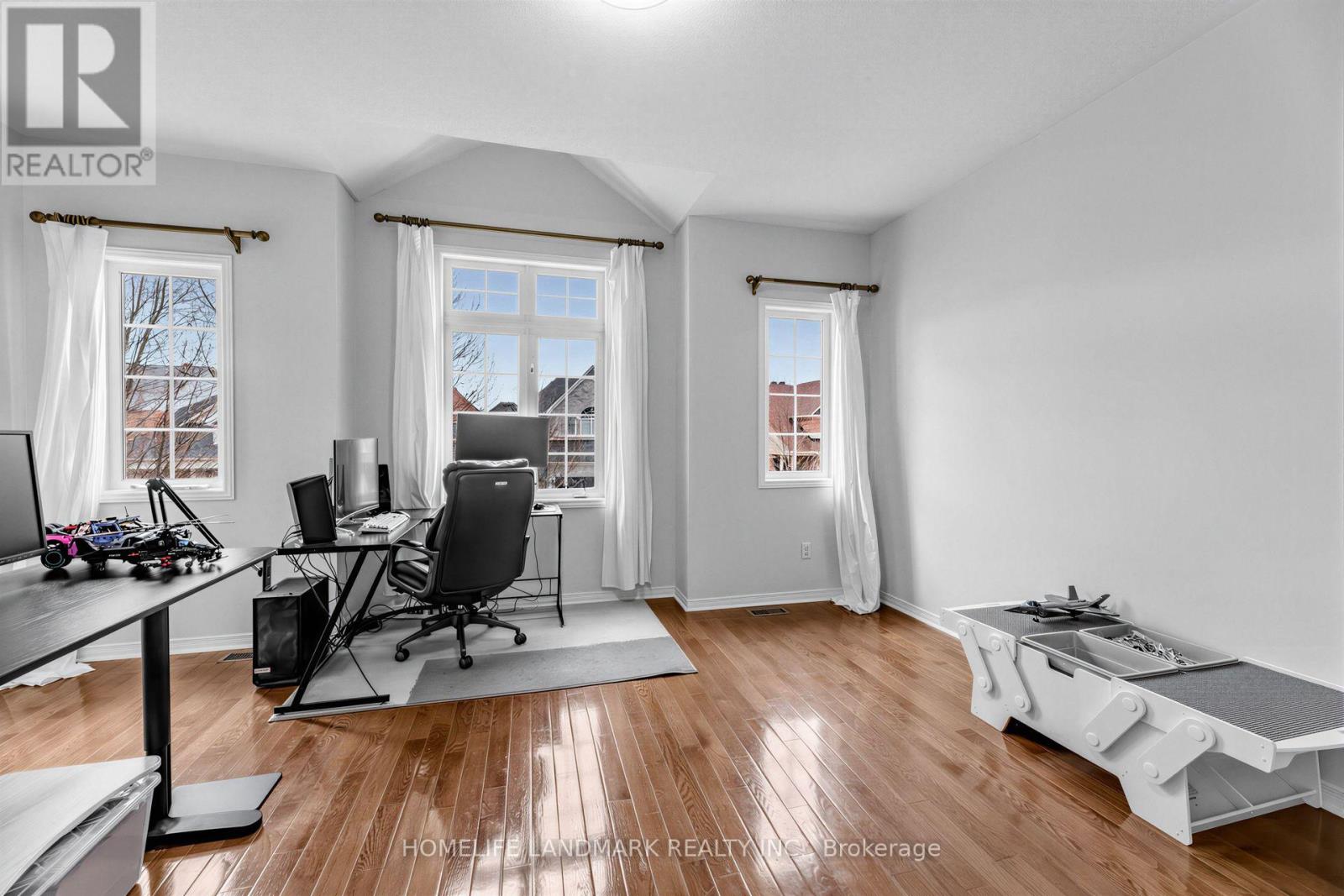 86 Laurier Avenue, Richmond Hill, Ontario  L4E 4P6 - Photo 18 - N13703036