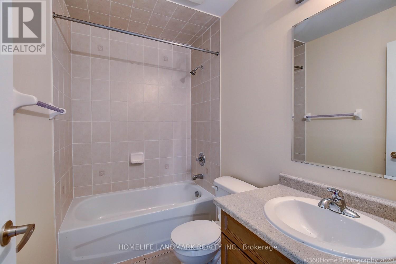 5 Sidford Road, Brampton, Ontario  L7A 0P8 - Photo 7 - W13703030