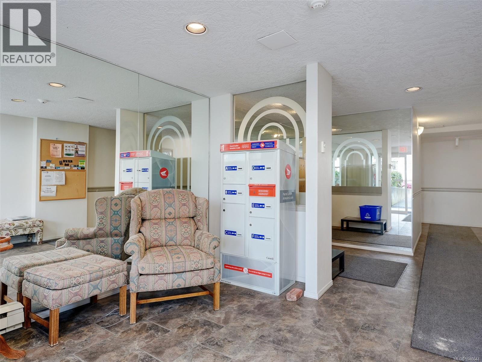 104 2647 Graham St, Victoria, British Columbia V8T 3Y8 - Photo 23 - 1046644