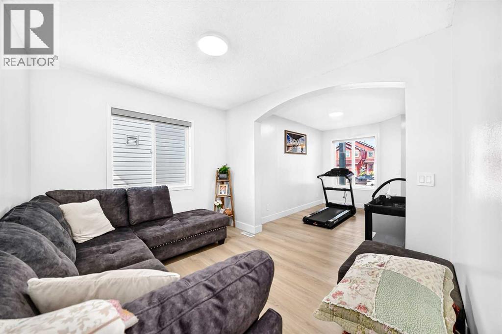 218 Saddlefield Place NE, Calgary, Alberta  T3J 4Z3 - Photo 14 - A2338535