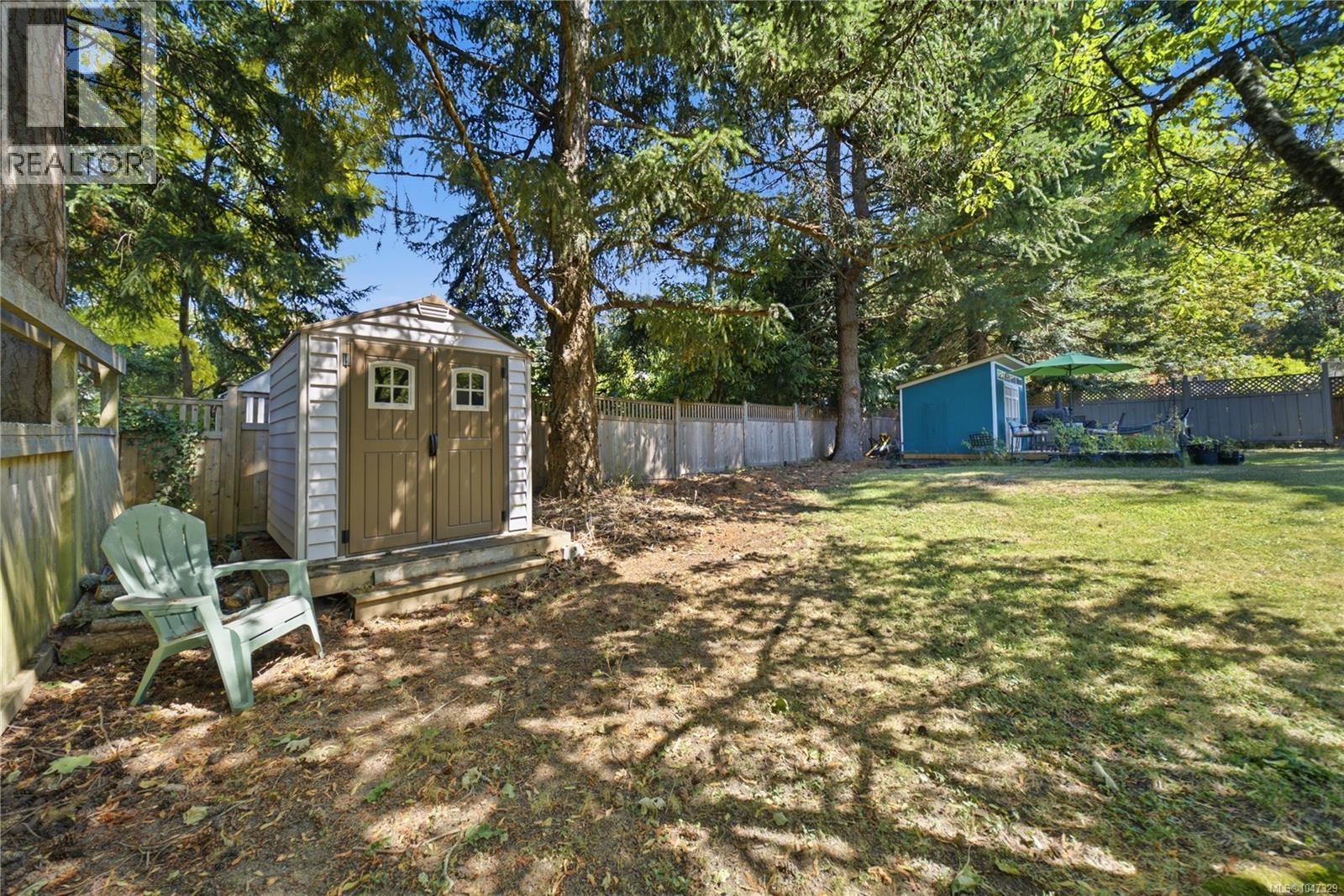 1232 Pearce Cres, Saanich, British Columbia  V8X 3S9 - Photo 49 - 1047329