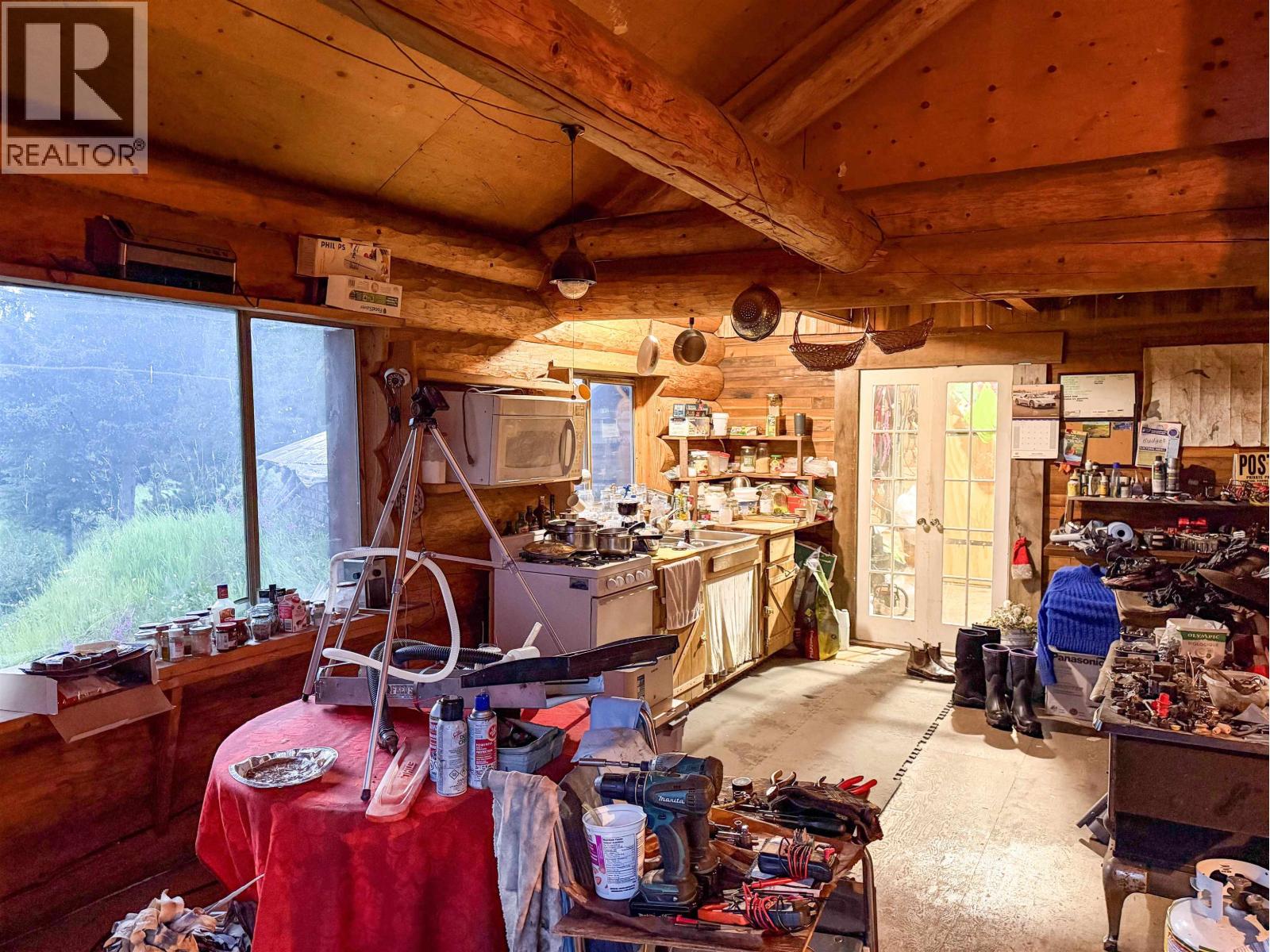 8351 Tzenzaicut Lake Forest Service Road, Quesnel, British Columbia  V2J 3H9 - Photo 27 - R3157201
