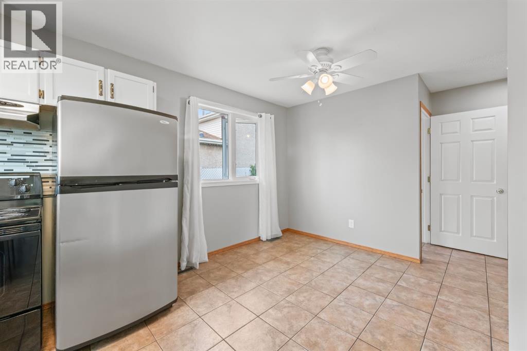 14538 37 Street NW, Edmonton, Alberta  T5Y 2k2 - Photo 11 - A2332142