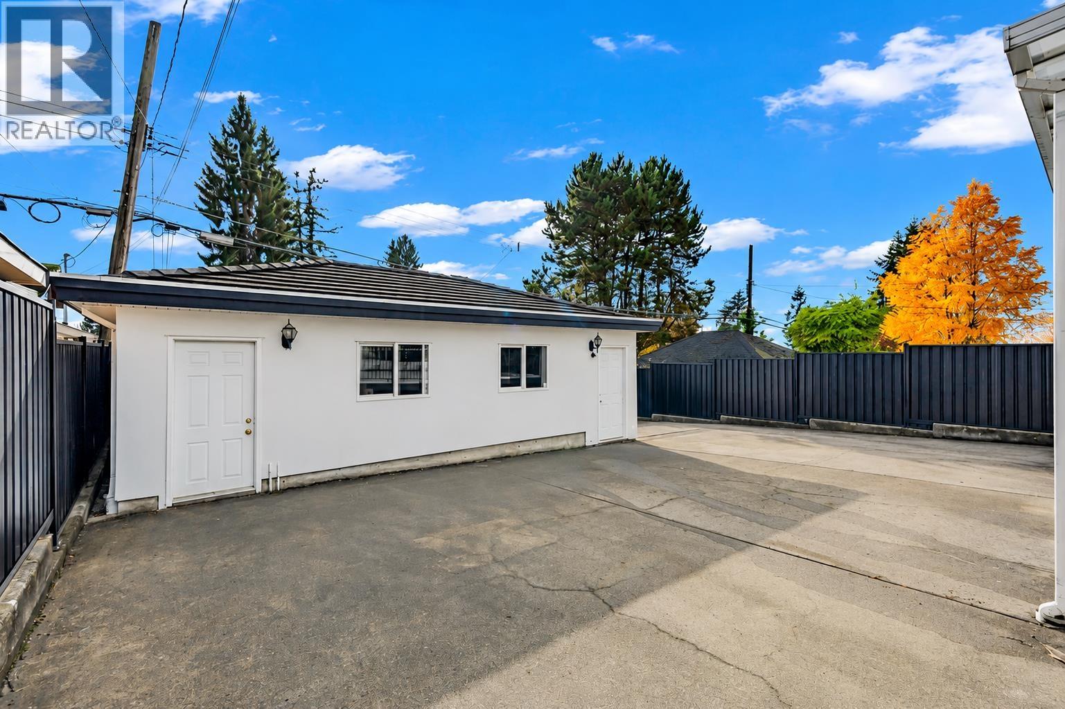 213 W 28th Street, North Vancouver, British Columbia  V7N 2H9 - Photo 21 - R3157605