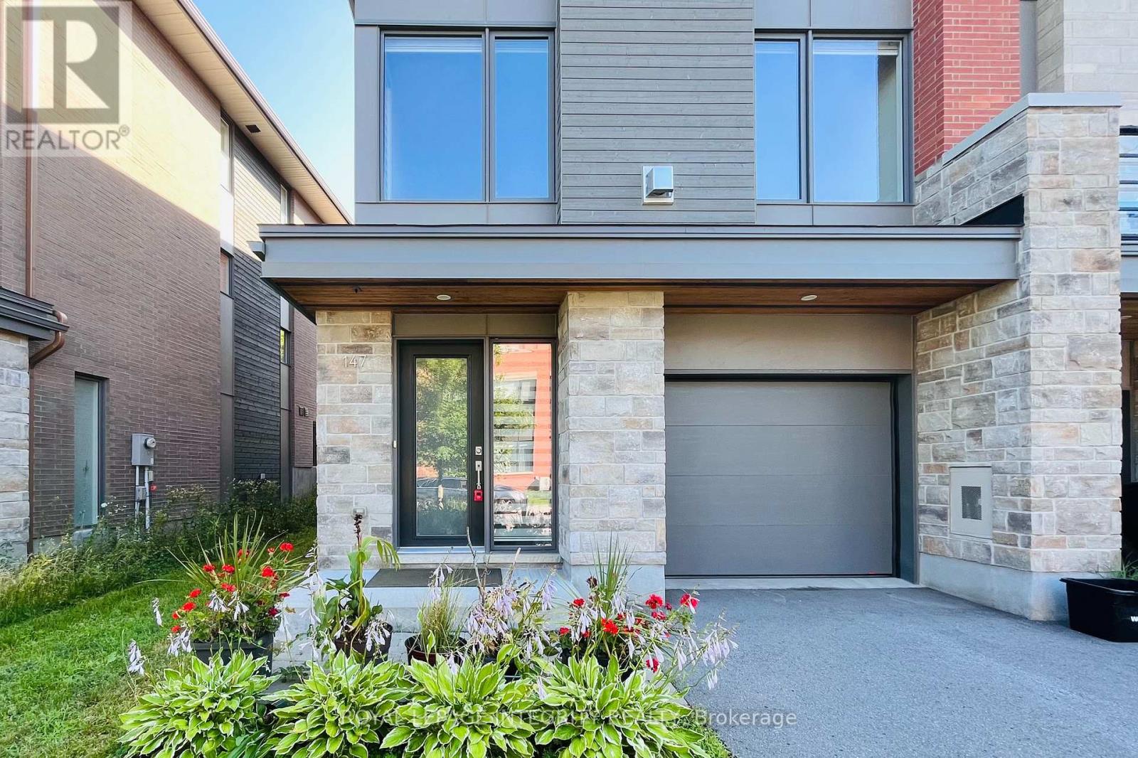 147 Boundstone Way, Ottawa, Ontario  K2T 0M4 - Photo 3 - X13703068
