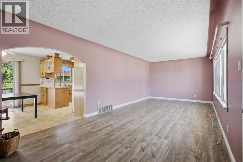 4015 39 Street, Ponoka, Alberta  T4J 1A8 - Photo 13 - A2338467