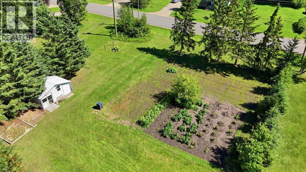 4015 39 Street, Ponoka, Alberta  T4J 1A8 - Photo 37 - A2338467