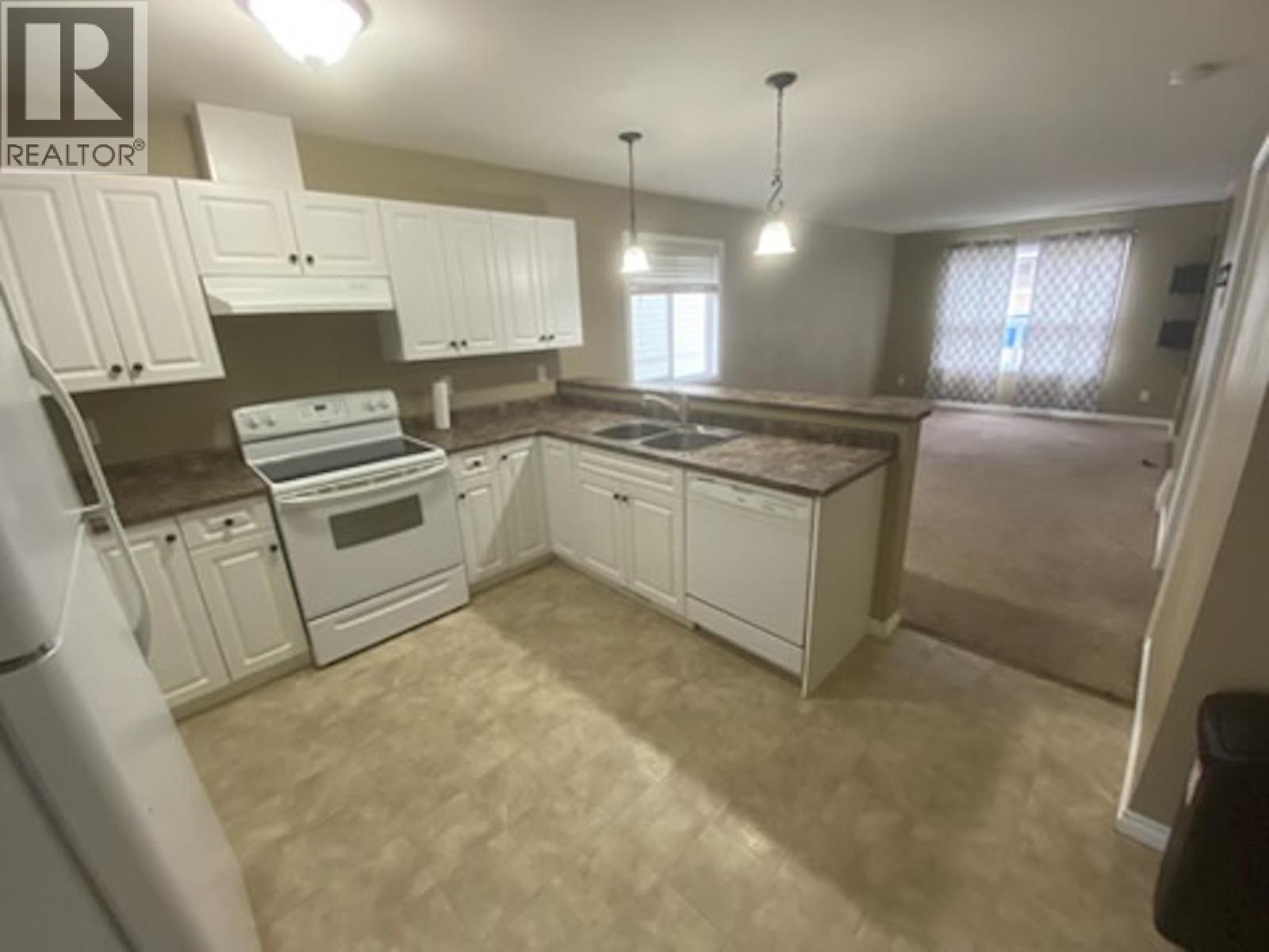 10249 102 AVENUE, Fort St. John, British Columbia