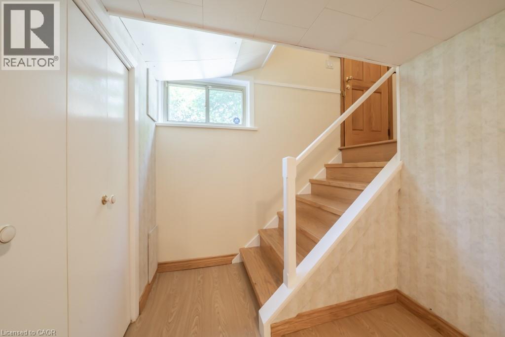 47 Westminster Avenue Unit# 7, Hamilton, Ontario  L9C 4L8 - Photo 5 - 40857686