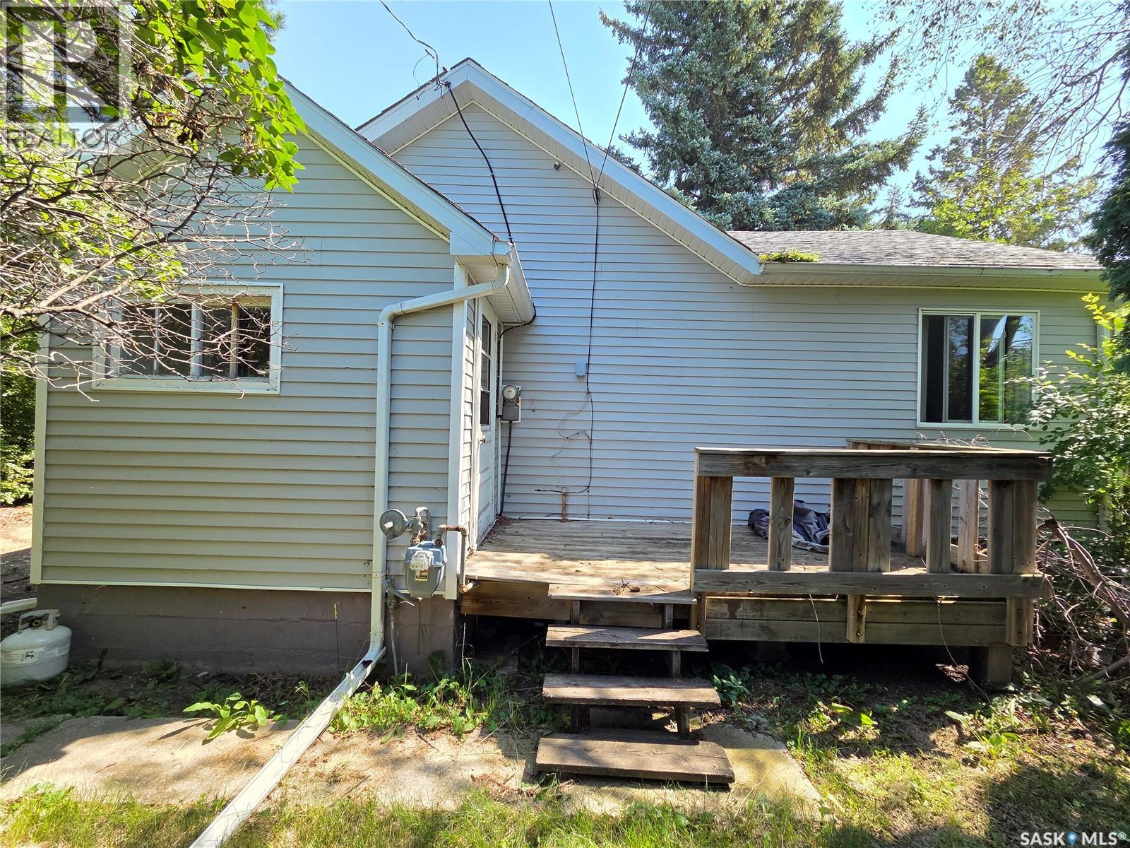32 Newcombe Street, Manor, Saskatchewan  S0C 1R0 - Photo 7 - SK046370