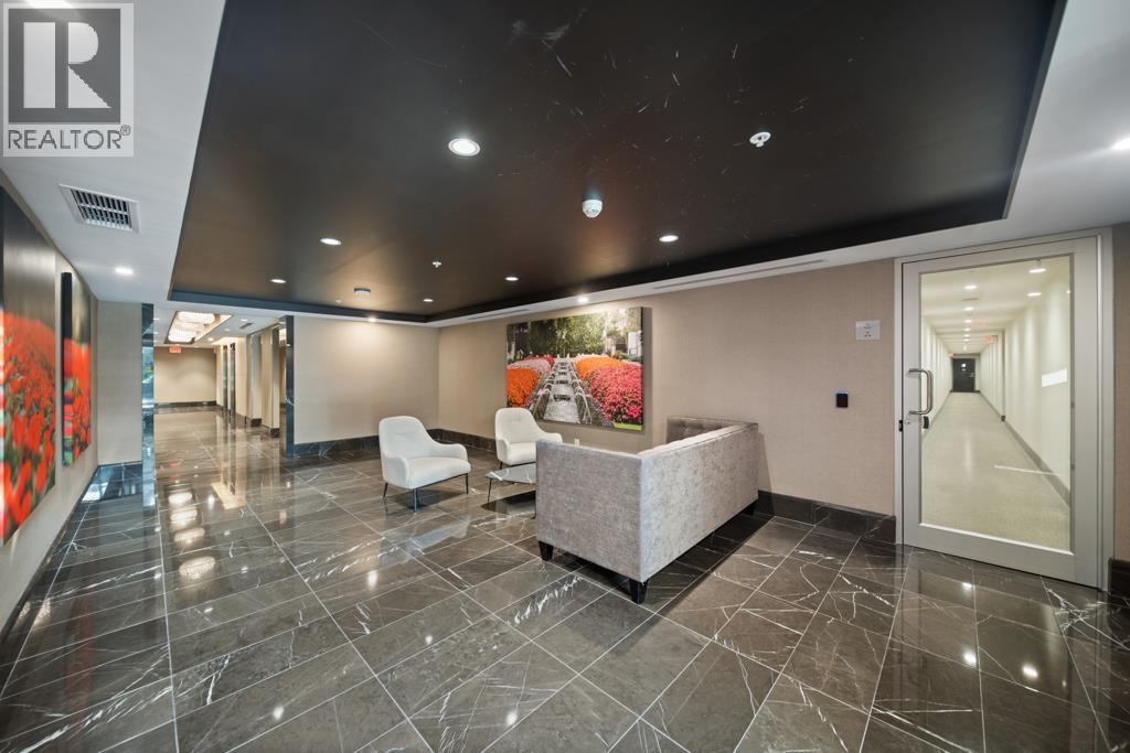 702 7228 Adera Street, Vancouver, British Columbia  V6P 0H8 - Photo 3 - R3157211