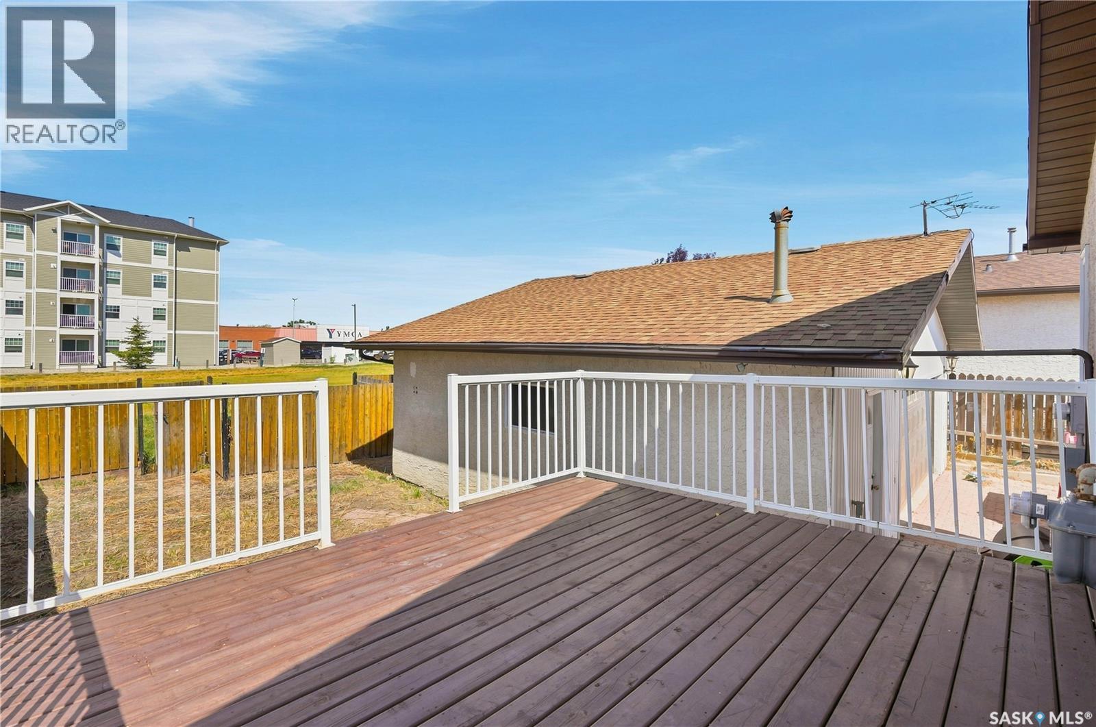 986 Rowell Crescent N, Regina, Saskatchewan  S4X 2A6 - Photo 41 - SK046373