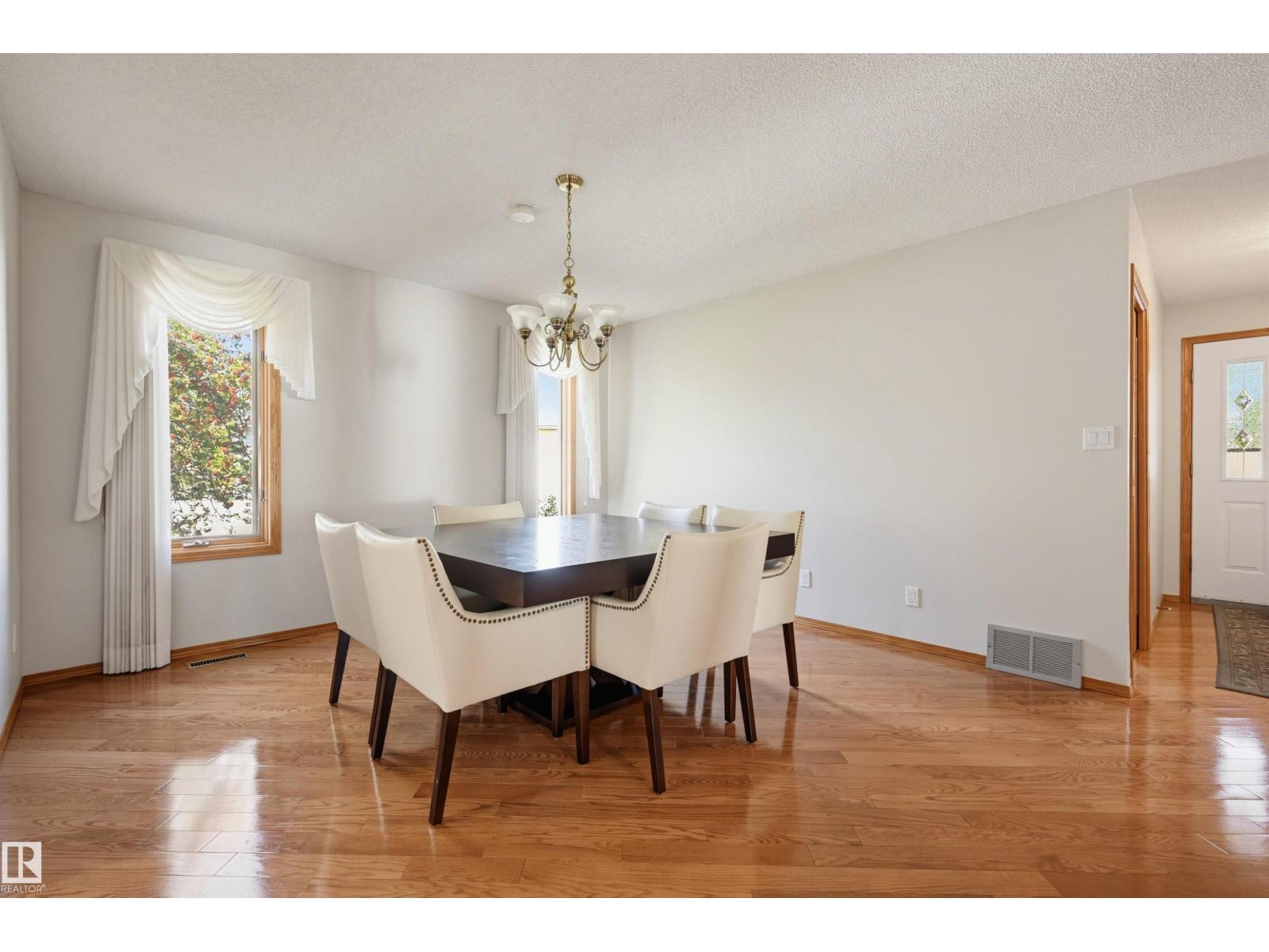 619 Revell Wd NW, Edmonton, Alberta  T6R 2H9 - Photo 10 - E4505103