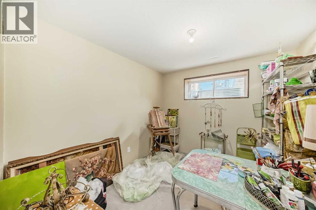1, 1584 Stafford Drive N, Lethbridge, Alberta  T1H 2C5 - Photo 33 - A2320160