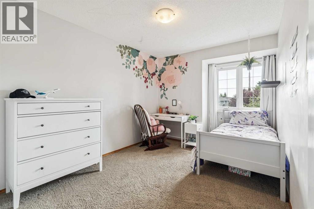 190 Mt Robson Close SE, Calgary, Alberta  T2Z 2E2 - Photo 25 - A2339169