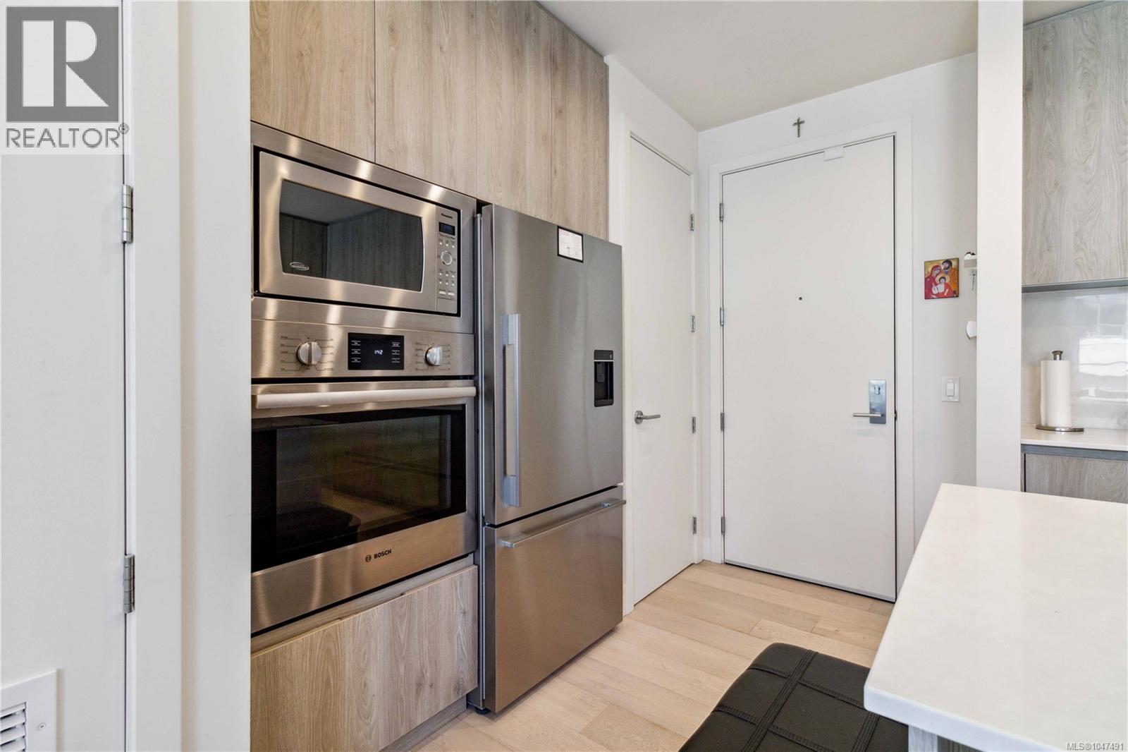 601 501 Park Pl, Esquimalt, British Columbia V9A 0H3 - Photo 17 - 1047491