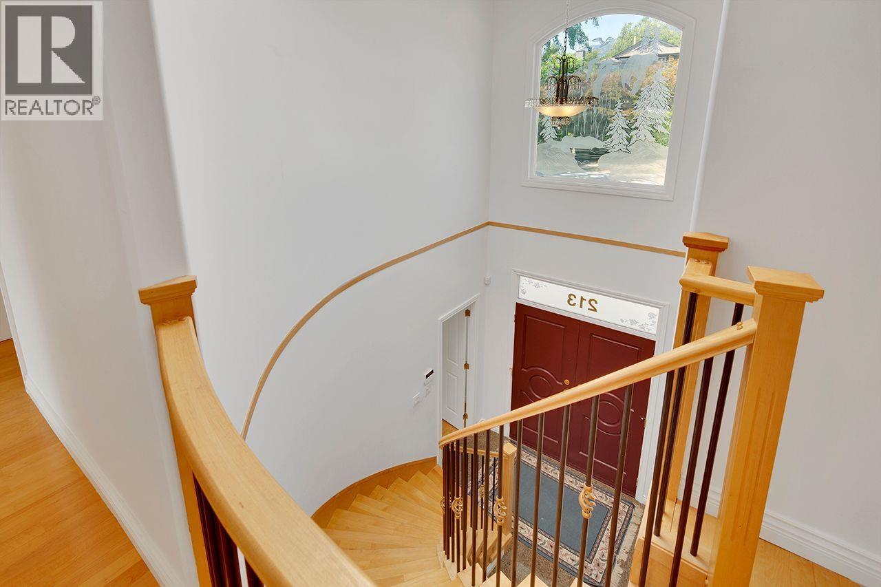 213 W 28th Street, North Vancouver, British Columbia V7N 2H9 - Photo 13 - R3157605
