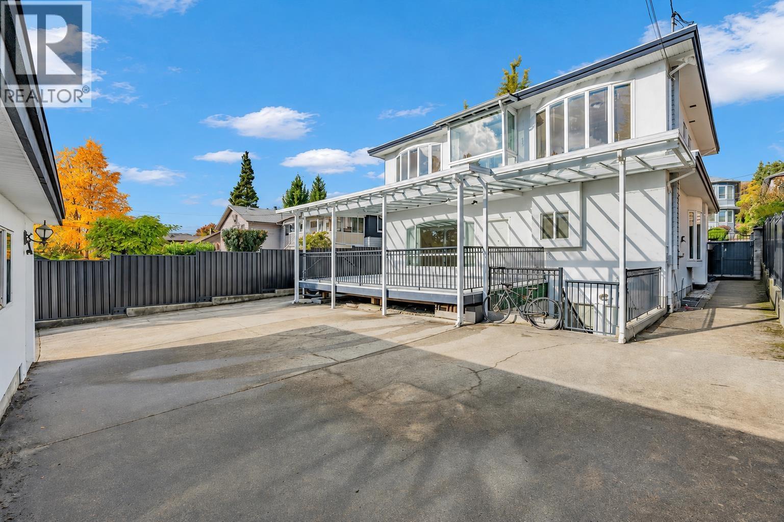213 W 28th Street, North Vancouver, British Columbia  V7N 2H9 - Photo 28 - R3157605