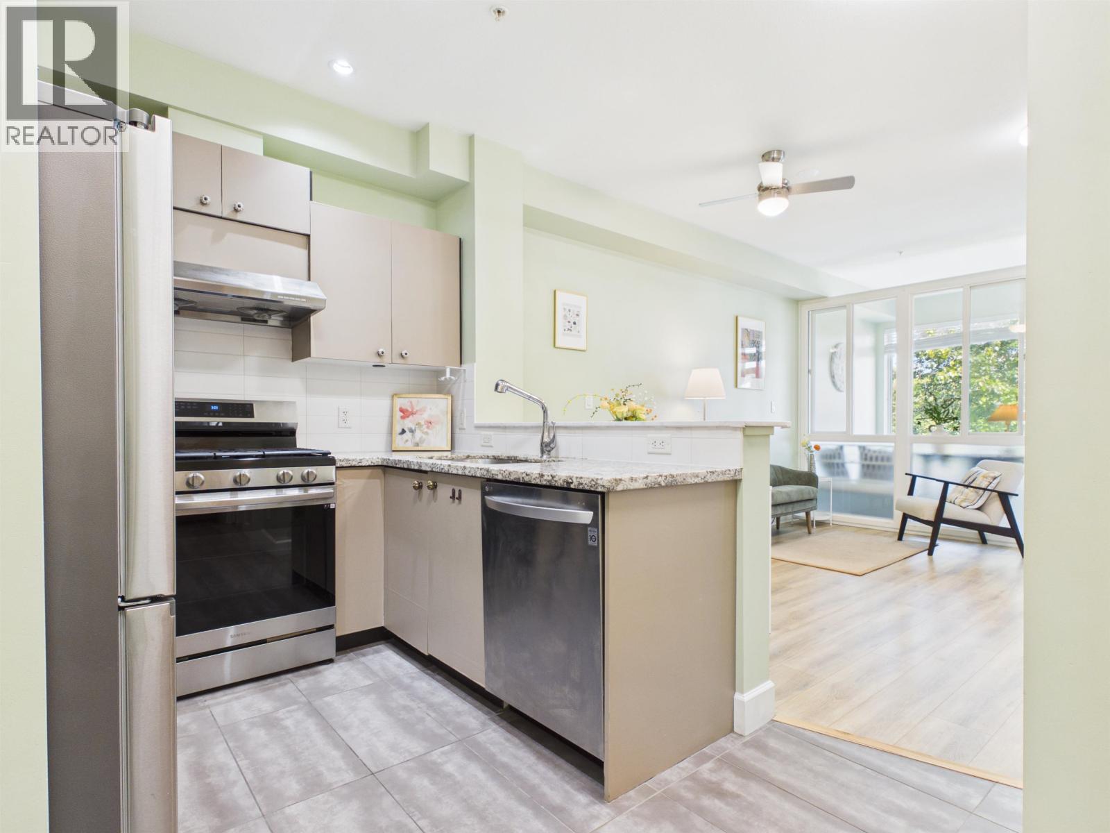 304 6611 Eckersley Road, Richmond, British Columbia V6Y 0B7 - Photo 4 - R3157998