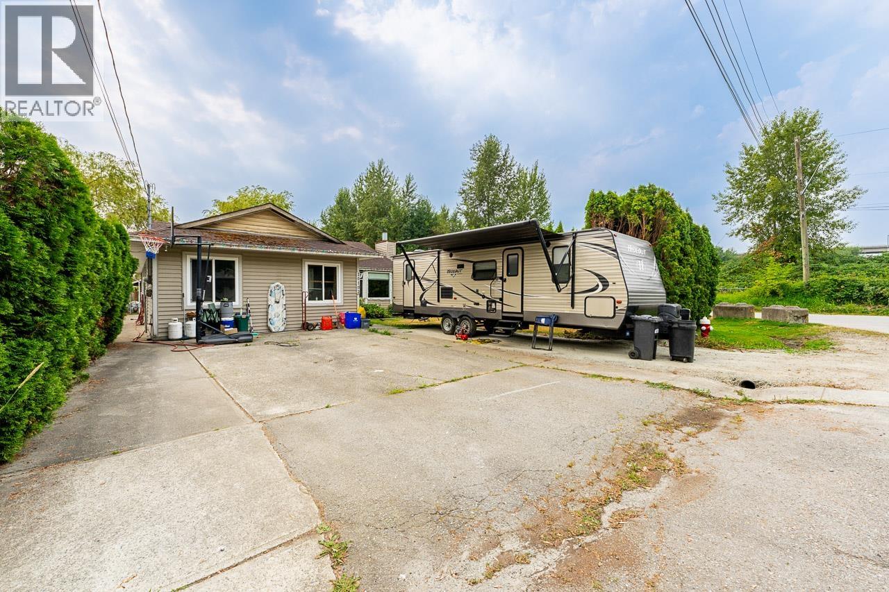 20102 DITTON STREET, Maple Ridge, British Columbia