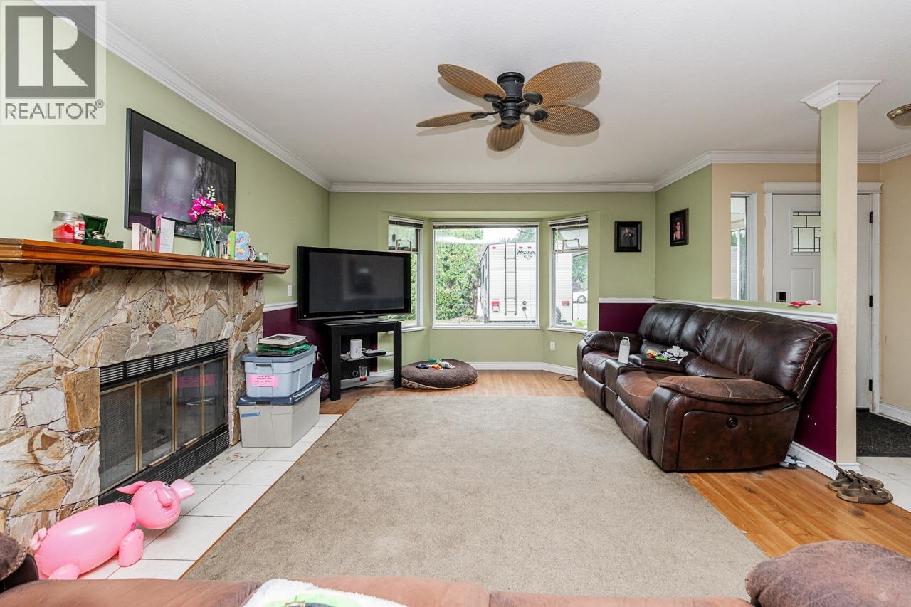 20102 Ditton Street, Maple Ridge, British Columbia V2X 9H4 - Photo 9 - R3143223