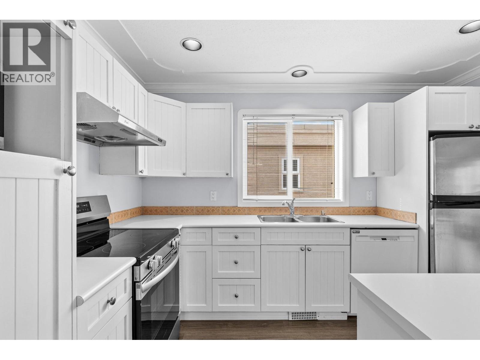 131 Celano Crescent, Kelowna, British Columbia  V1V 1S9 - Photo 10 - 10398201