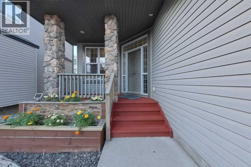 149 Rockborough Green NW, Calgary, Alberta  T3G 5S8 - Photo 4 - A2339089