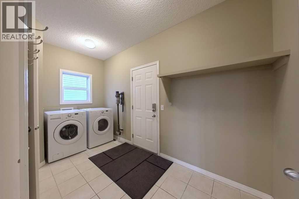 149 Rockborough Green NW, Calgary, Alberta  T3G 5S8 - Photo 24 - A2339089