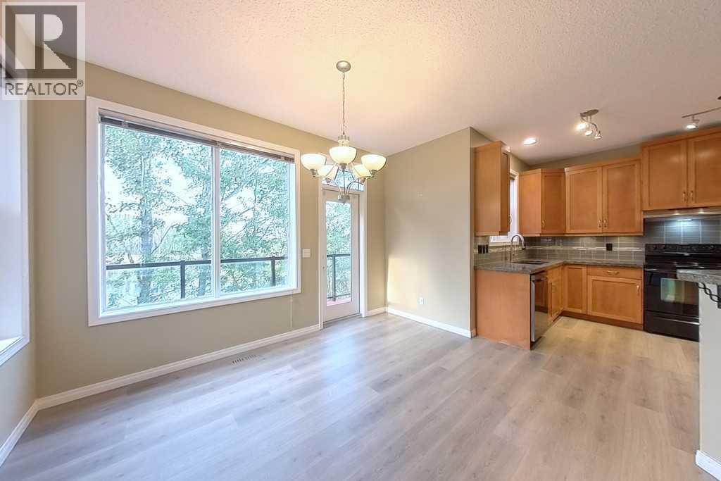 149 Rockborough Green NW, Calgary, Alberta  T3G 5S8 - Photo 13 - A2339089