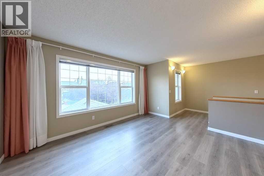 149 Rockborough Green NW, Calgary, Alberta  T3G 5S8 - Photo 27 - A2339089