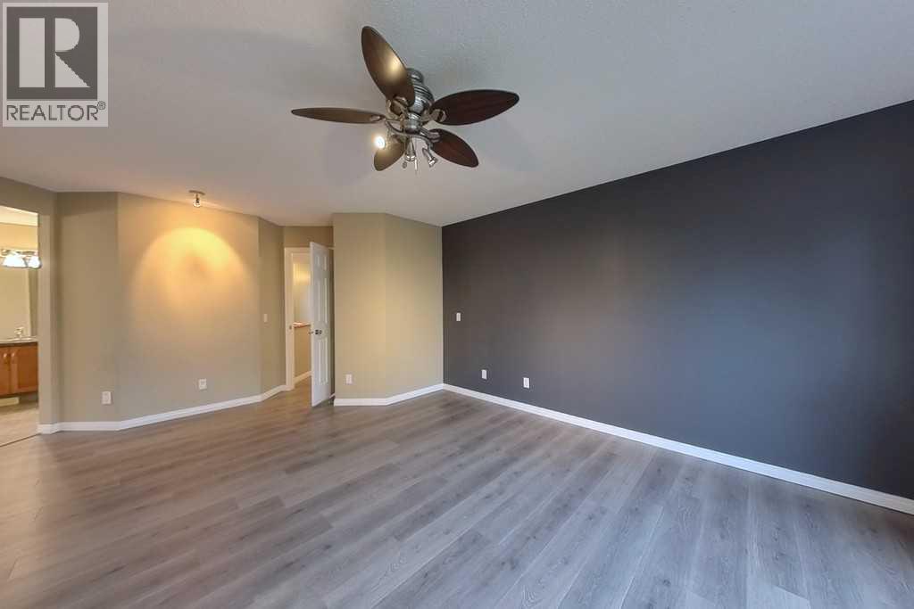 149 Rockborough Green NW, Calgary, Alberta  T3G 5S8 - Photo 35 - A2339089